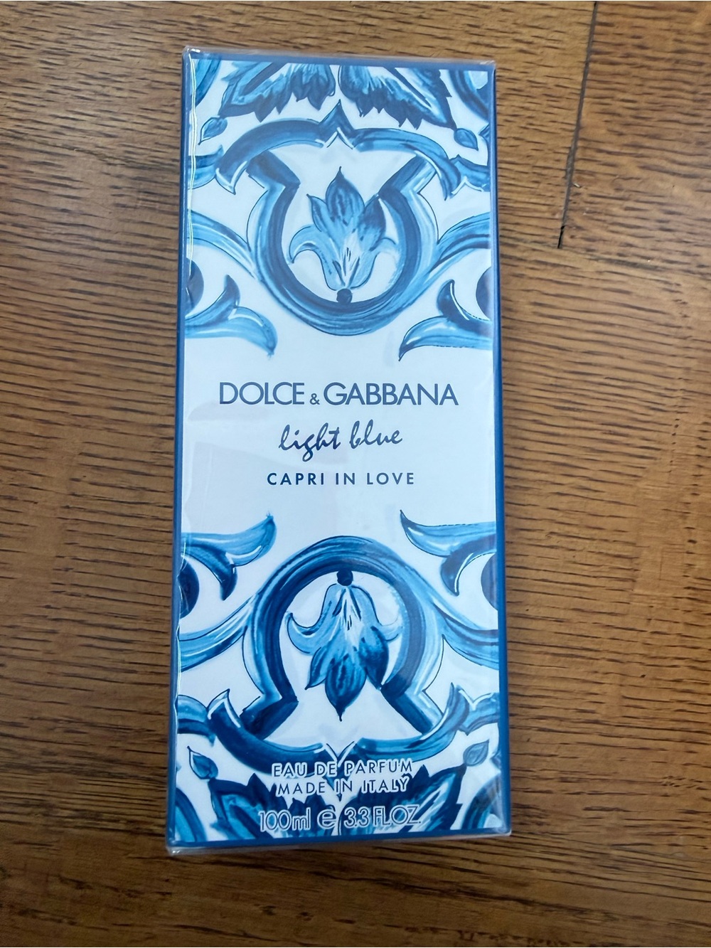 Dolce & Gabbana Light Blue Capri In Love
